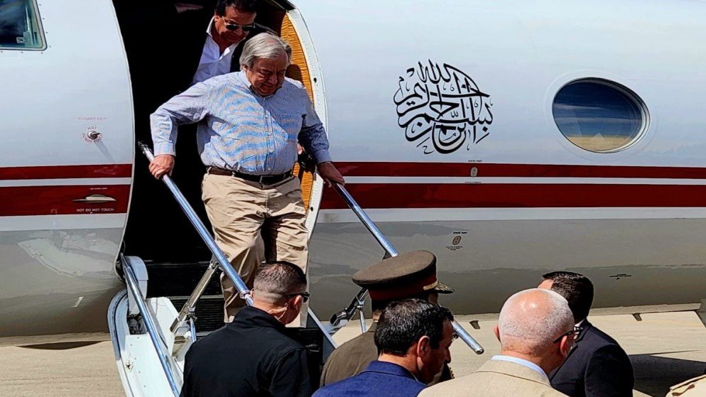 وصول الأمين العام للأمم المتحدة إلى مصر في زيارة تضامنية مع قطاع غزة